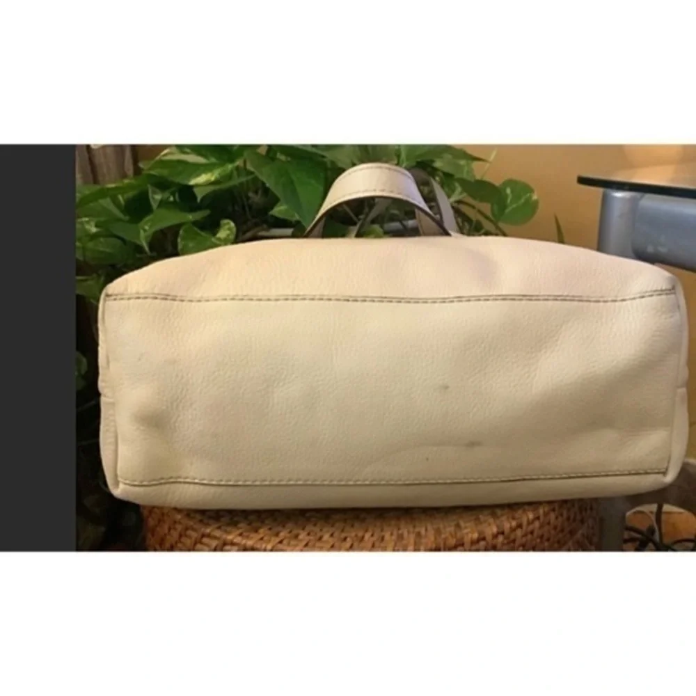 Fossil tan -/cream color block shoulder bag